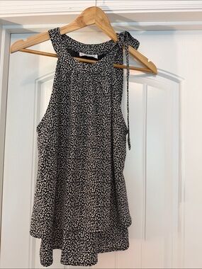 Black & White Printed Tie-Shoulder Halter Blouse